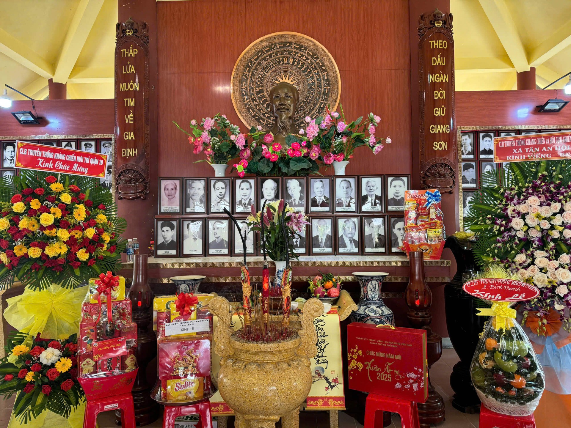 Lễ Thắp Nhang – Tưởng niệm và Họp mặt Truyền thống tại Đền Gia Định