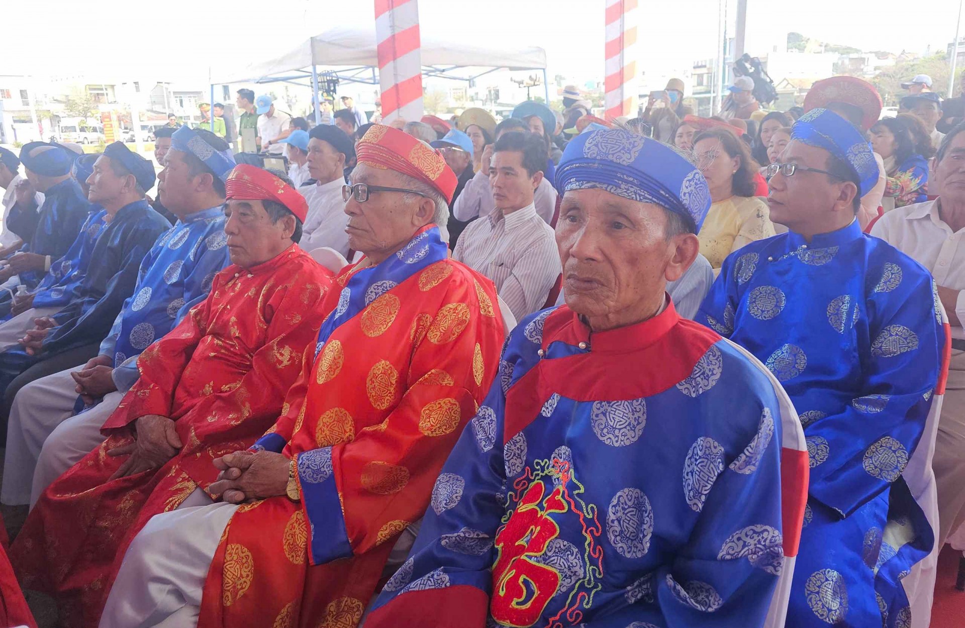 Bình Định đón bằng di sản văn hóa phi vật thể quốc gia Lễ hội Cầu ngư Vạn đầm Xương Lý