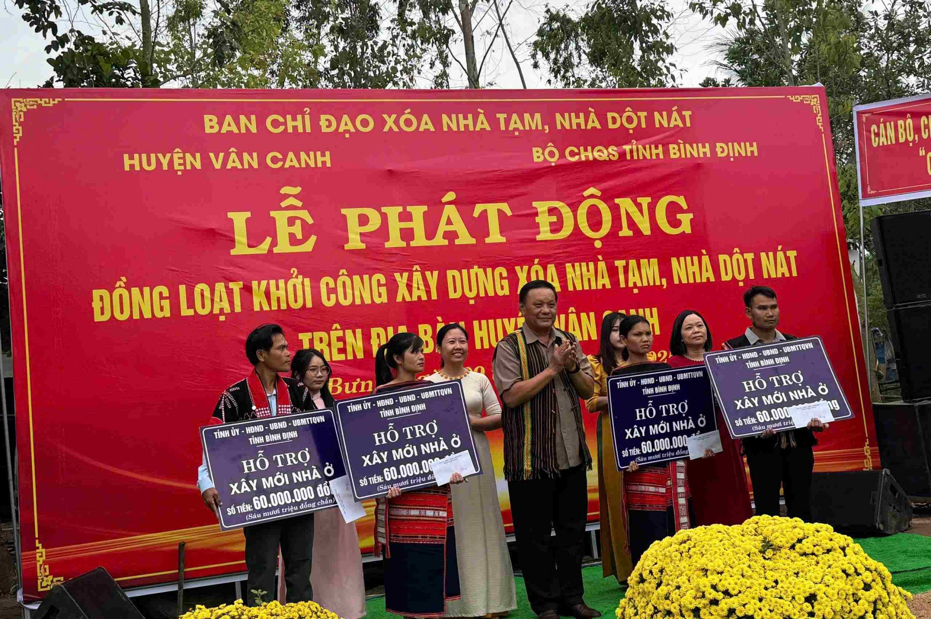 Bình Định triển khai đồng loạt Lễ khởi công xoá nhà tạm, nhà dột nát