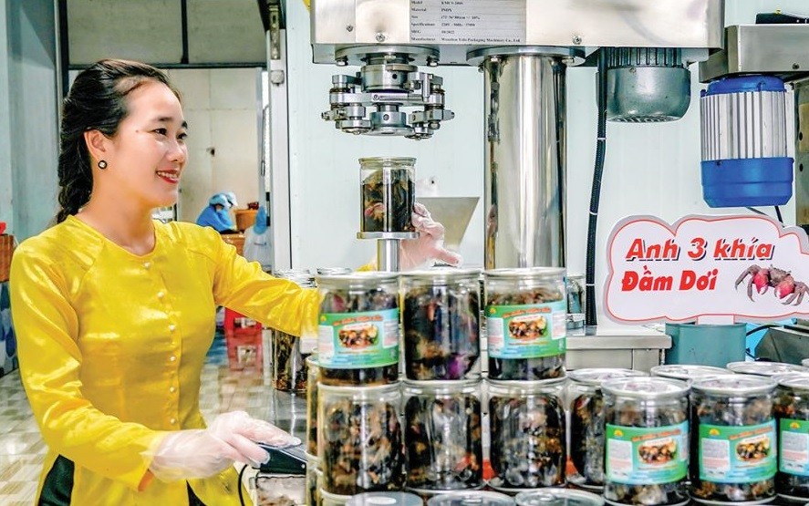 Hợp tác xã Ba khía Ðầm Dơi đang hoàn thiện hồ sơ để được công nhận sản phẩm đạt OCOP 4 sao lên 5 sao.