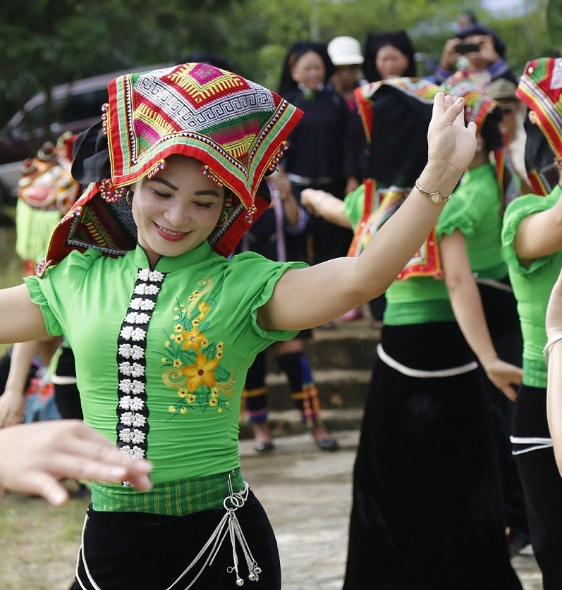 Yên Bái: Phát triển du lịch tâm linh gắn với bảo tồn văn hóa