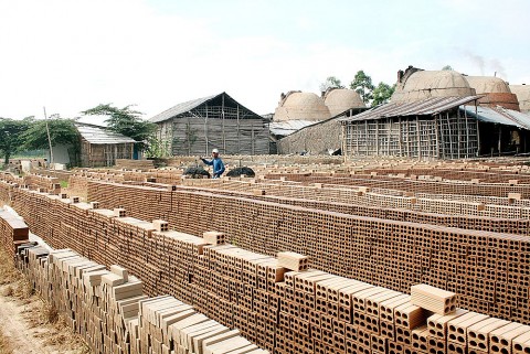 Giải bài toán bảo vệ môi trường làng nghề
