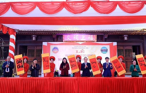 Hà Nội: Các làng nghề truyền thống tổ chức sản xuất đầu Xuân