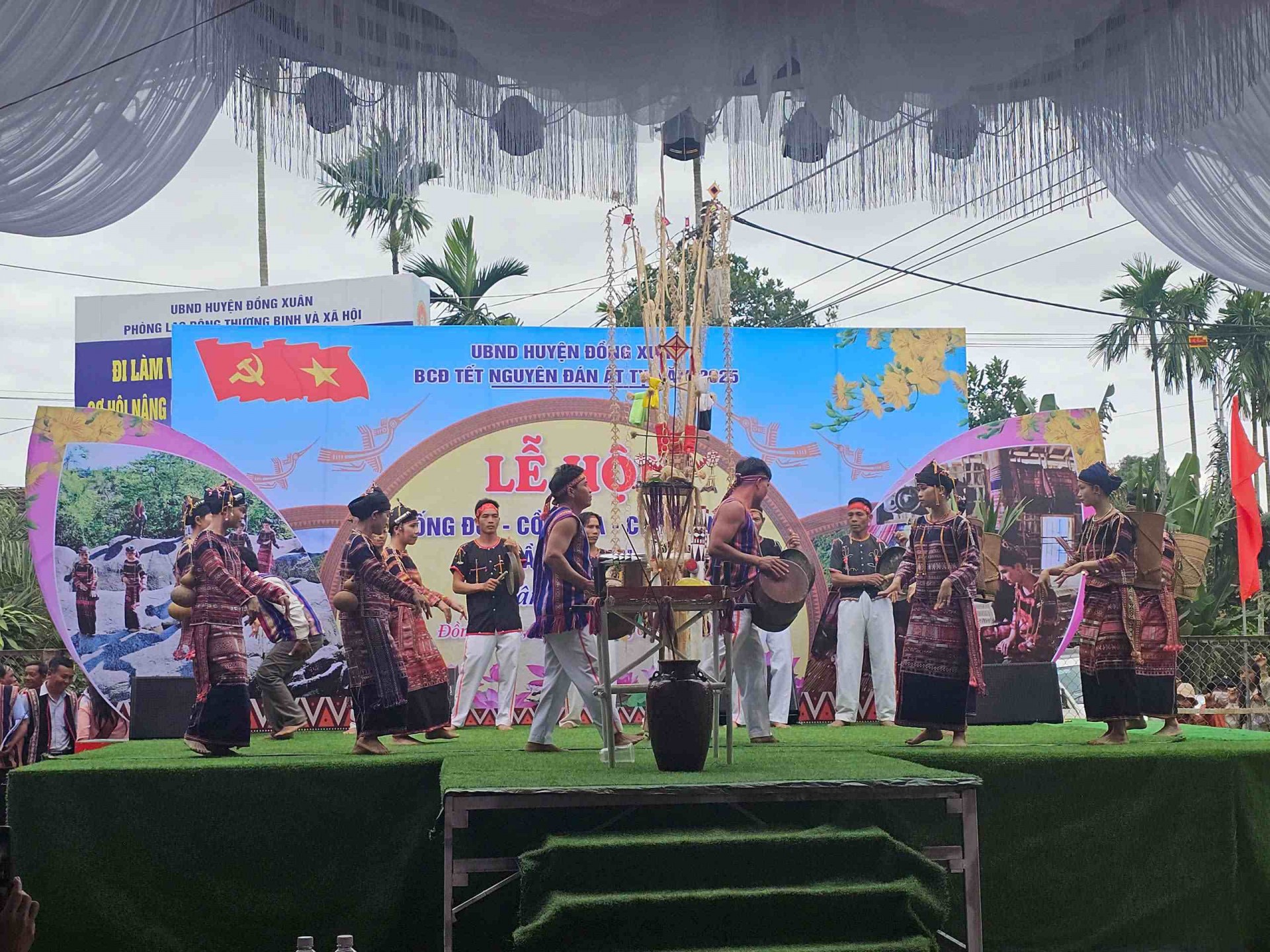 Phú Yên: Lễ hội Trống Đôi - Cồng Ba - Chiêng Năm hội tụ những di sản văn hóa Phú Yên: Lễ hội Trống Đôi - Cồng Ba - Chiêng Năm hội tụ những di sản văn hóa