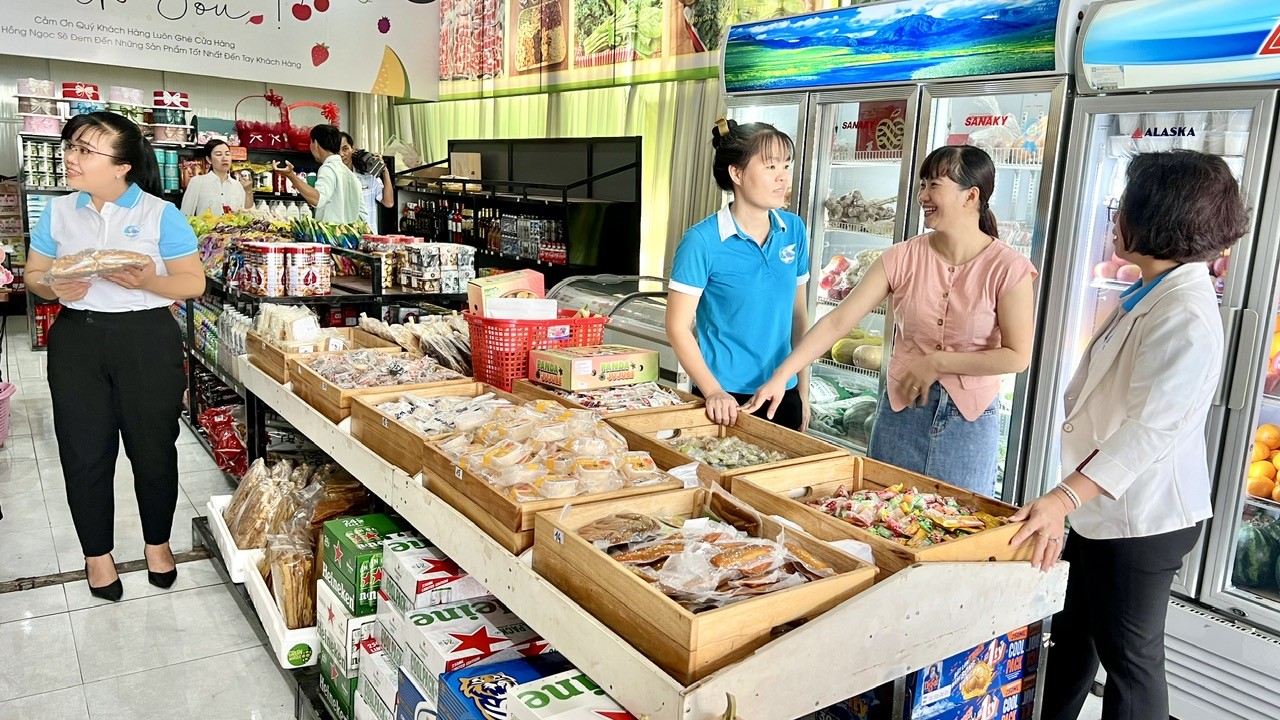 Bàu Bàng đẩy mạnh chương trình OCOP, nâng tầm sản phẩm địa phương Bàu Bàng đẩy mạnh chương trình OCOP, nâng tầm sản phẩm địa phương