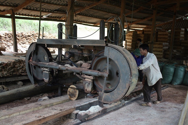 Lào Cai: Hỗ trợ 7 cơ sở công nghiệp nông thôn phát triển sản xuất