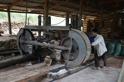 Lào Cai: Hỗ trợ 7 cơ sở công nghiệp nông thôn phát triển sản xuất