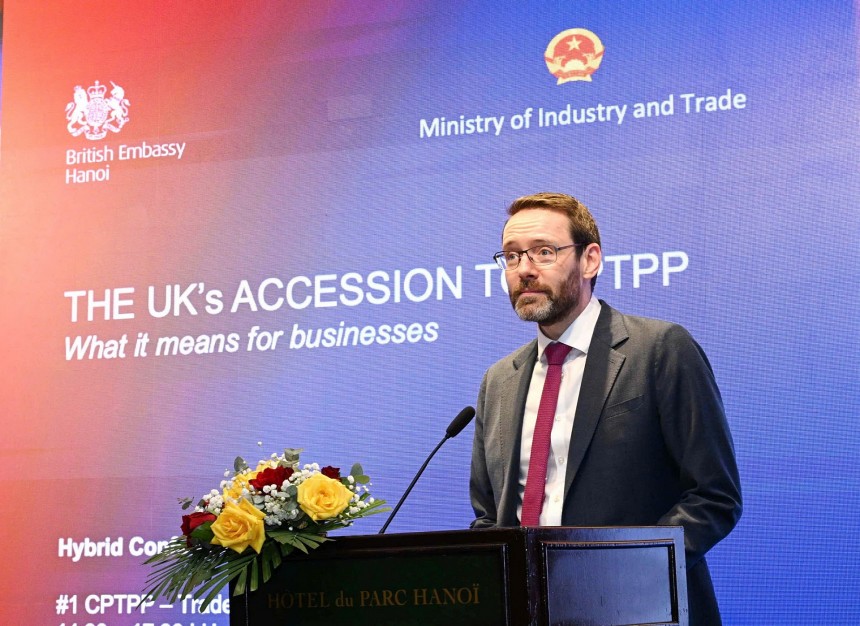 Đại sứ Anh tại Việt Nam, ông Iain Frew Đại sứ Anh tại Việt Nam, ông Iain Frew