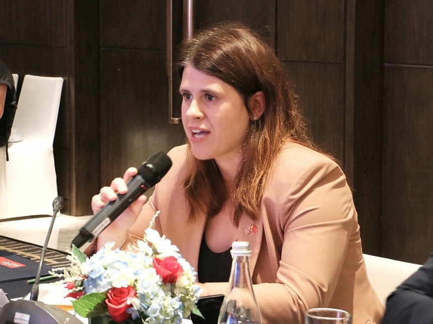 Tổng Lãnh sự Anh tại TP. HCM Alexanra Smith Tổng Lãnh sự Anh tại TP. HCM Alexanra Smith