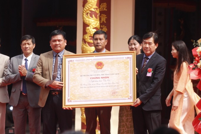 Tiết lộ nguyên liệu "đặc biệt" làm nên tên tuổi của làng bún Vân Cù Tiết lộ nguyên liệu "đặc biệt" làm nên tên tuổi của làng bún Vân Cù