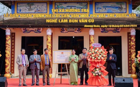 nghe lam bun van cu don nhan danh hieu di san van hoa phi vat the quoc gia