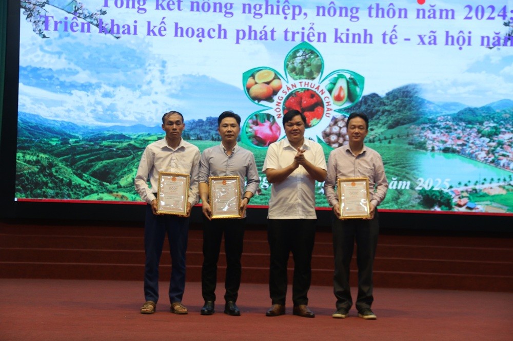 Huyện Thuận Châu: Triển khai nhiệm vị phát triển nông nghiệp nông thôn năm 2025