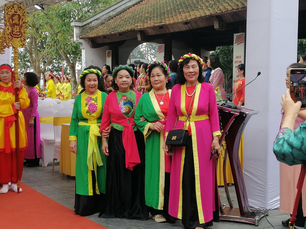 Lễ hội đền Hai Bà Trưng: Khi lòng biết ơn đi vào văn hóa truyền thống Lễ hội đền Hai Bà Trưng: Khi lòng biết ơn đi vào văn hóa truyền thống
