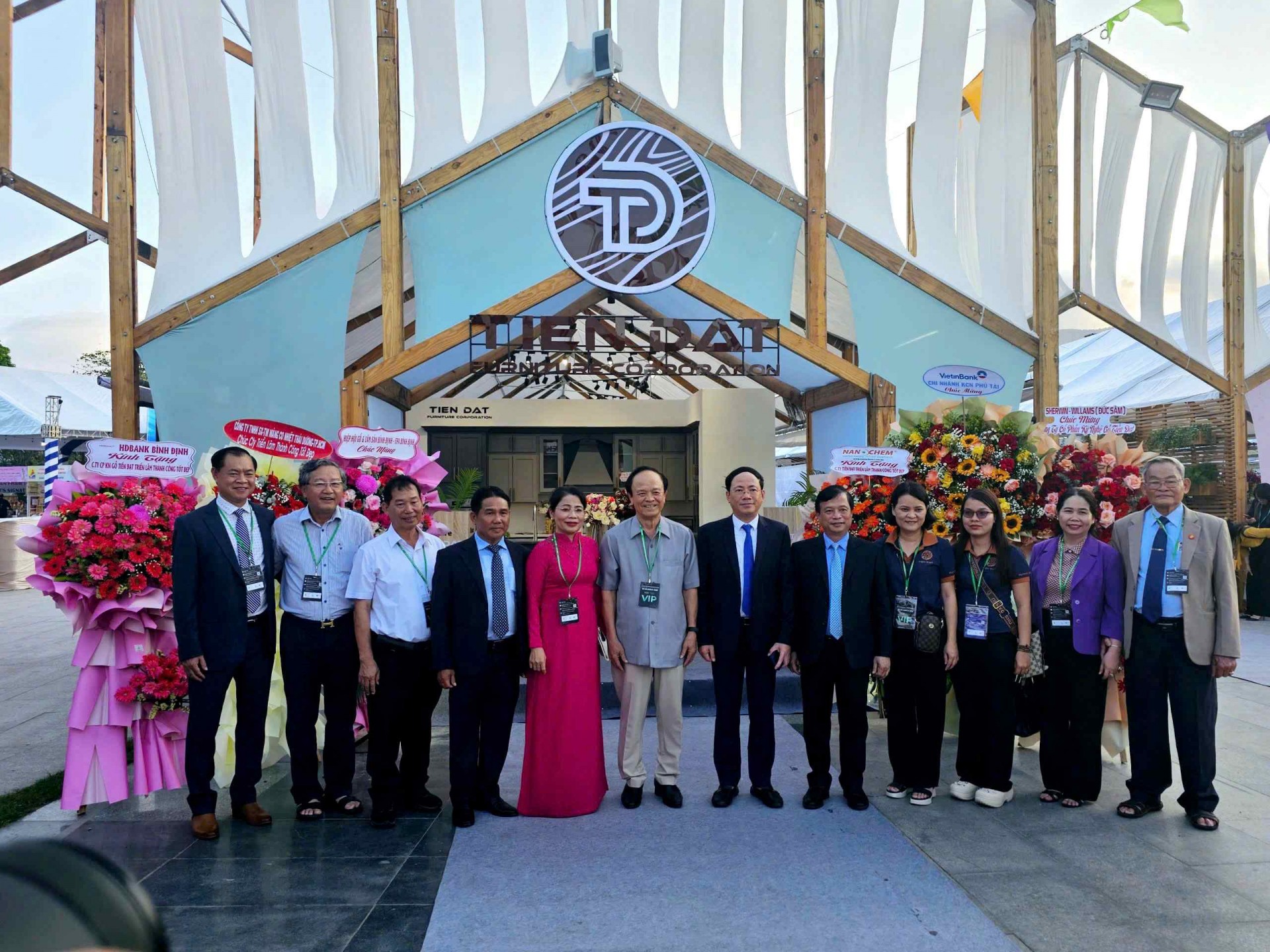 Hơn 1.200 gian hàng tham gia Hội chợ quốc tế hàng phong cách ngoài trời