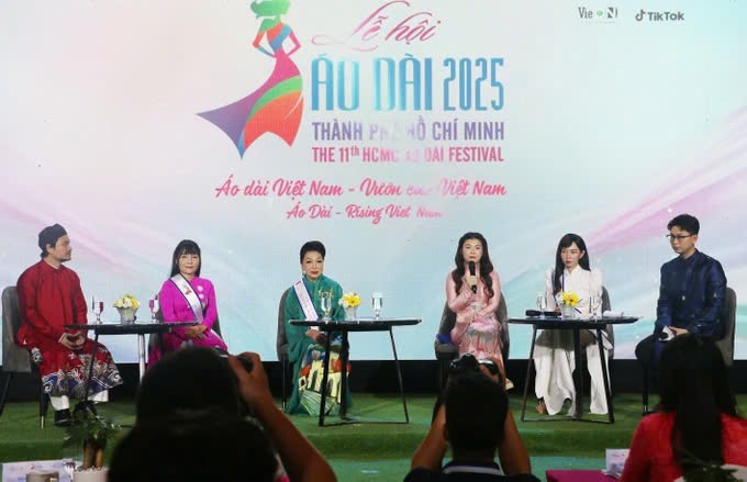 Họp báo thông tin về Lễ hội Áo dài TP. HCM 2025 Họp báo thông tin về Lễ hội Áo dài TP. HCM 2025