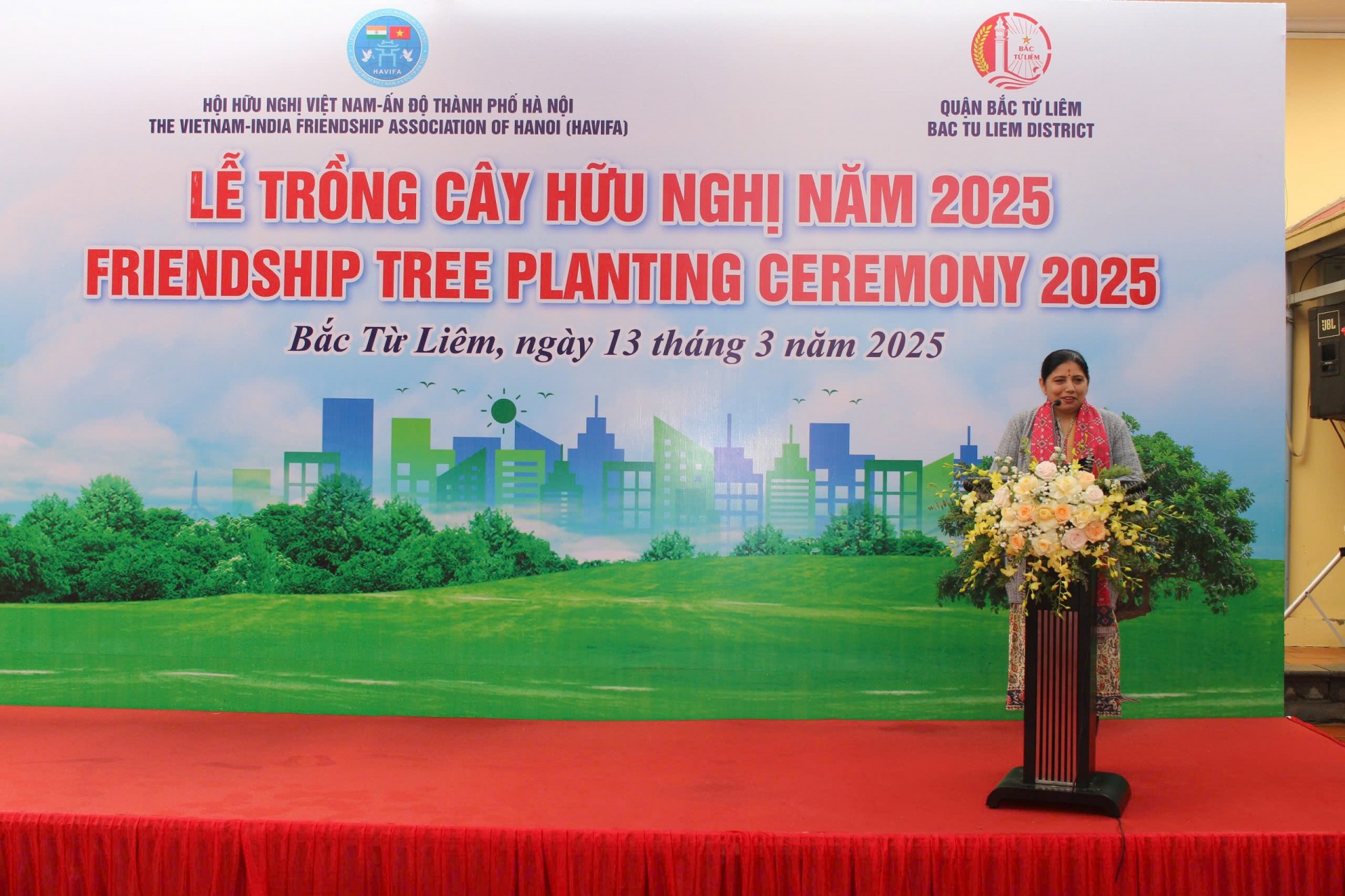 Hội hữu nghị Việt Nam - Ấn Độ TP.Hà Nội tổ chức Lễ trồng cây hữu nghị tại Bắc Từ liêm. Hội hữu nghị Việt Nam - Ấn Độ TP.Hà Nội tổ chức Lễ trồng cây hữu nghị tại Bắc Từ liêm.