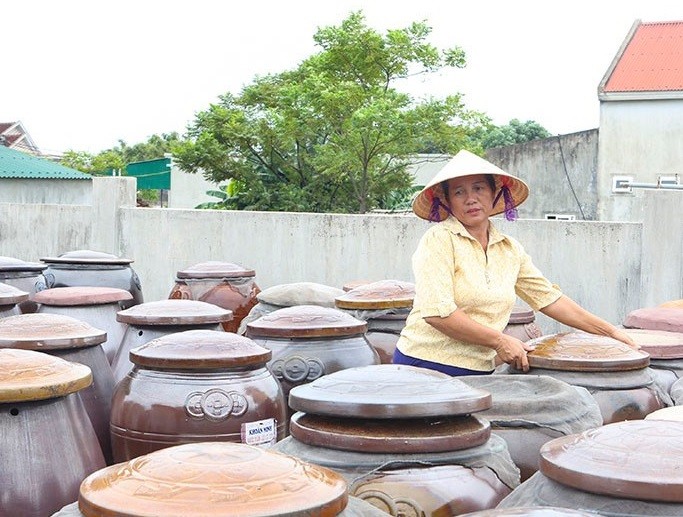 Các làng nghề truyền thống nhộn nhịp thu gom nguyên liệu sản xuất Các làng nghề truyền thống nhộn nhịp thu gom nguyên liệu sản xuất
