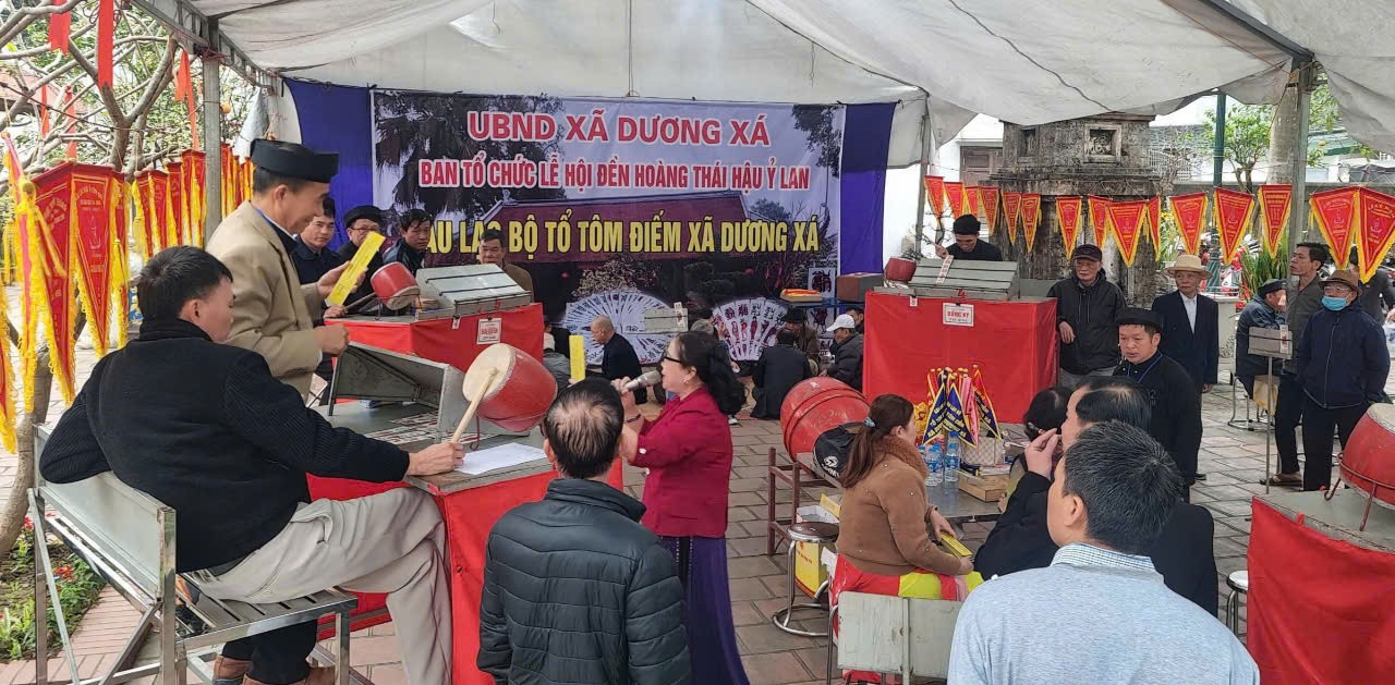 (Huyện Gia Lâm) Nô nức khai mạc lễ hội đền - chùa Bà Tấm năm 2025 (Huyện Gia Lâm) Nô nức khai mạc lễ hội đền - chùa Bà Tấm năm 2025