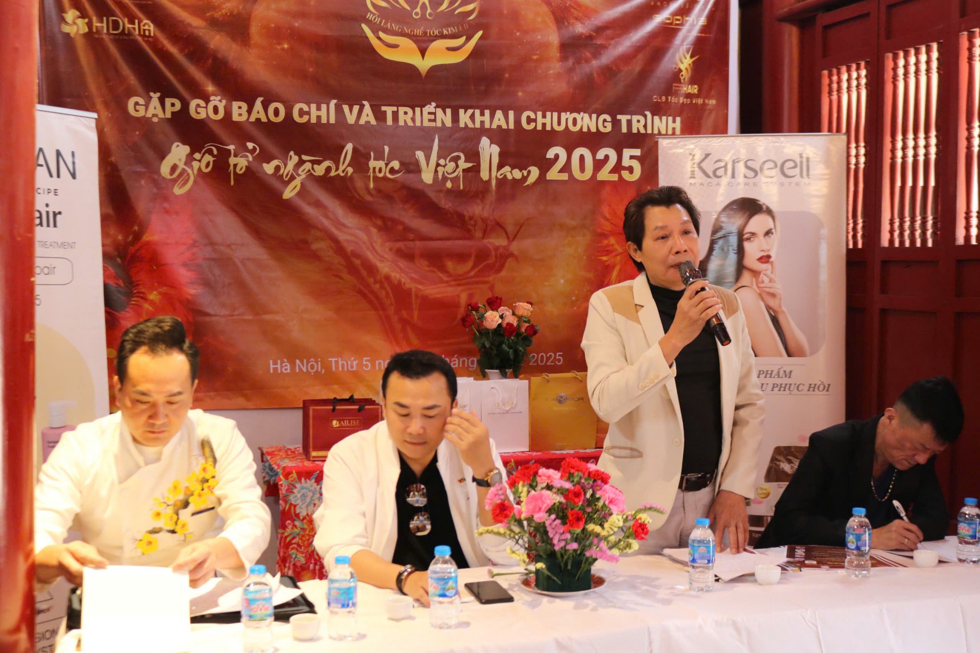 Giỗ Tổ ngành tóc Việt Nam 2025: Tri ân tiền nhân, gắn kết cộng đồng