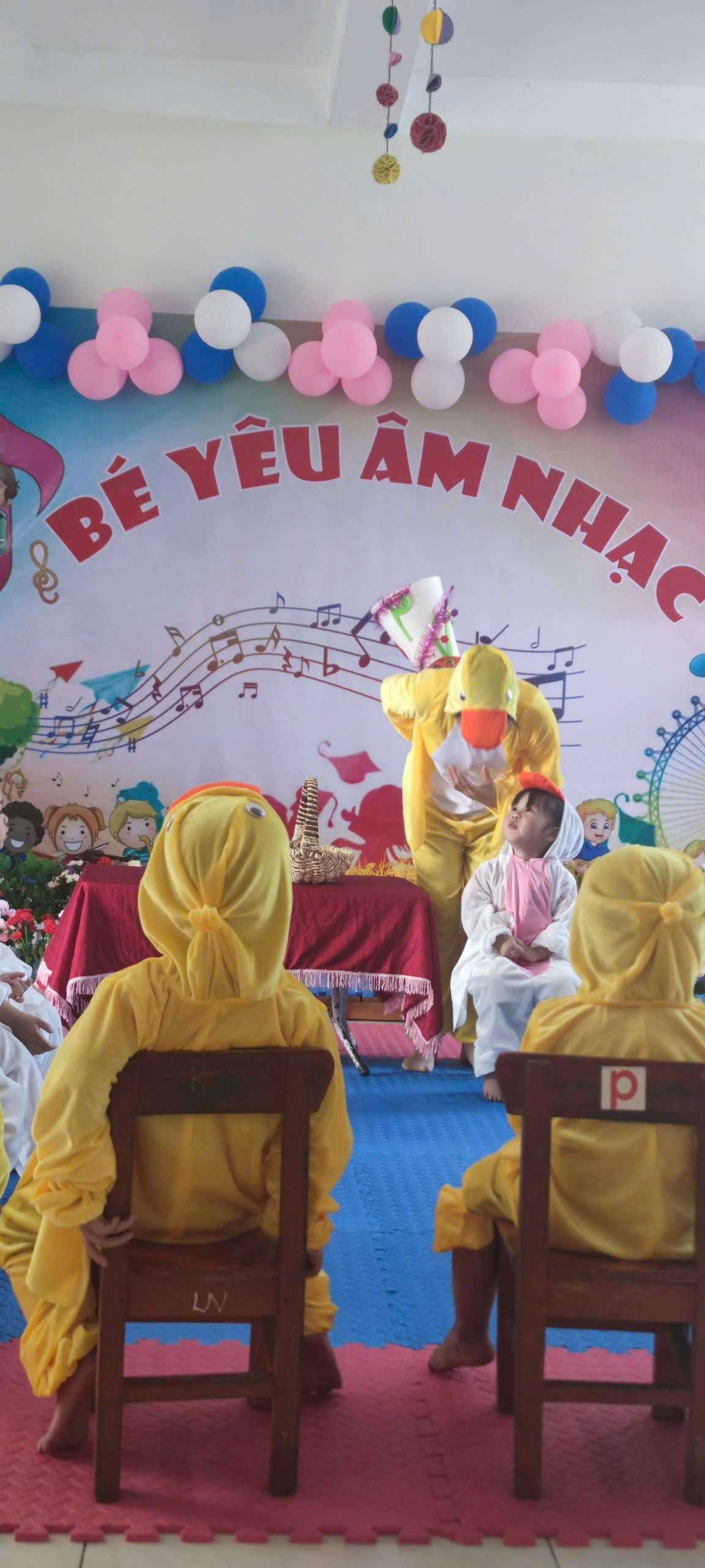 TRƯỜNG MẦM NON THỊ TRẤN 2 NGA SƠN TÍCH CỰC ĐỔI MỚI PHƯƠNG PHÁP DẠY HỌC - LẤY TRẺ LÀM TRUNG TÂM TRƯỜNG MẦM NON THỊ TRẤN 2 NGA SƠN TÍCH CỰC ĐỔI MỚI PHƯƠNG PHÁP DẠY HỌC - LẤY TRẺ LÀM TRUNG TÂM