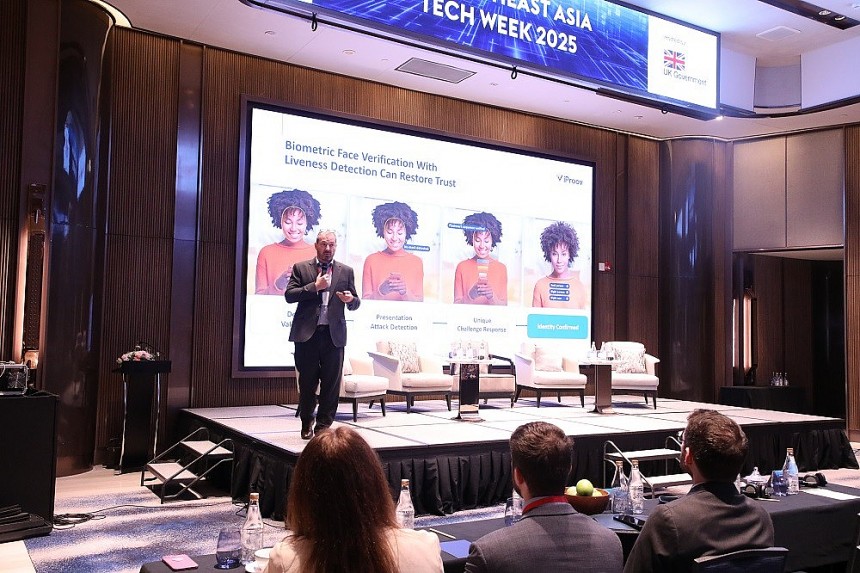 Đối thoại chuyên sâu với Global Tech Advocates về “Những nữ lãnh đạo định hình ngành công nghệ Đông Nam Á” Đối thoại chuyên sâu với Global Tech Advocates về “Những nữ lãnh đạo định hình ngành công nghệ Đông Nam Á”