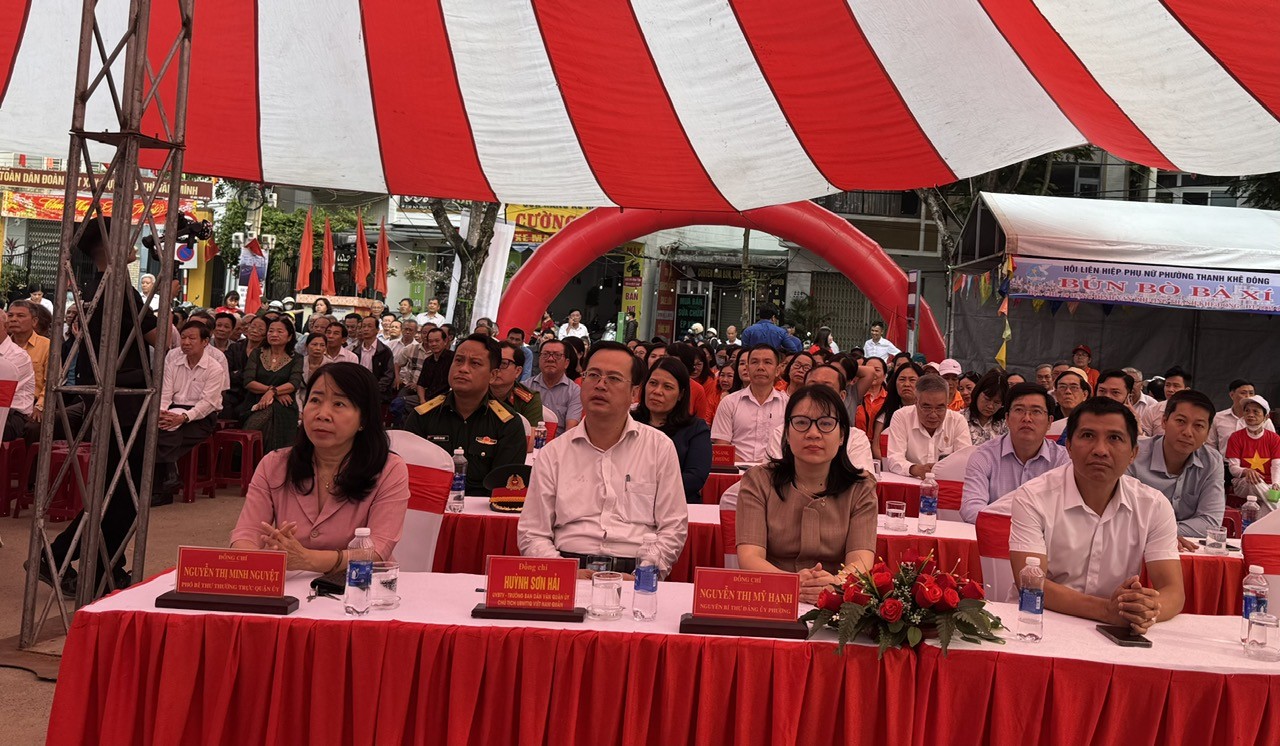 Thanh Khê (Đà Nẵng): Phường Thanh Khê Đông ổn định kinh tế, đảm bảo xây dựng cơ bản, tưng bừng “Ngày Hội tháng Ba” Thanh Khê (Đà Nẵng): Phường Thanh Khê Đông ổn định kinh tế, đảm bảo xây dựng cơ bản, tưng bừng “Ngày Hội tháng Ba”