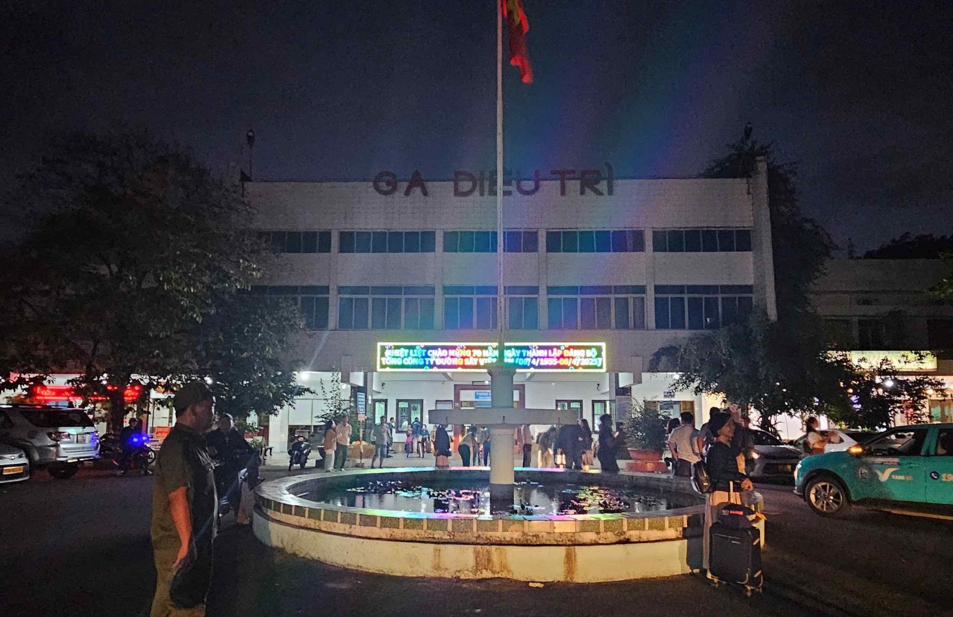 Bình Định chào đón gần 800 du khách trên chuyến tàu miễn phí Bình Định chào đón gần 800 du khách trên chuyến tàu miễn phí