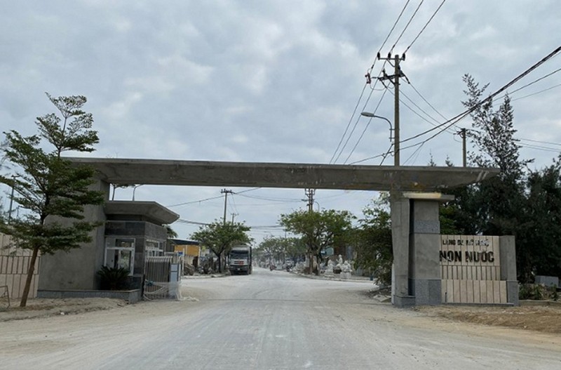 Hiện làng nghề điêu khắc đá Non Nước đã có hơn 500 cơ sở sản xuất và được công nhận là Di sản văn hóa phi vật thể cấp quốc gia.