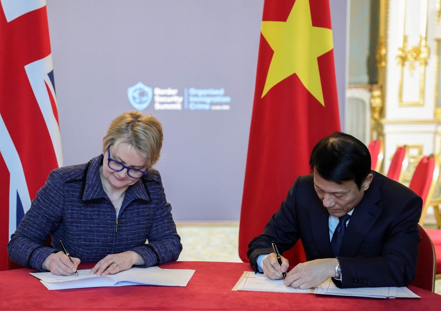 Vương quốc Anh – Việt Nam tăng cường hợp tác chống nạn mua bán người Vương quốc Anh – Việt Nam tăng cường hợp tác chống nạn mua bán người