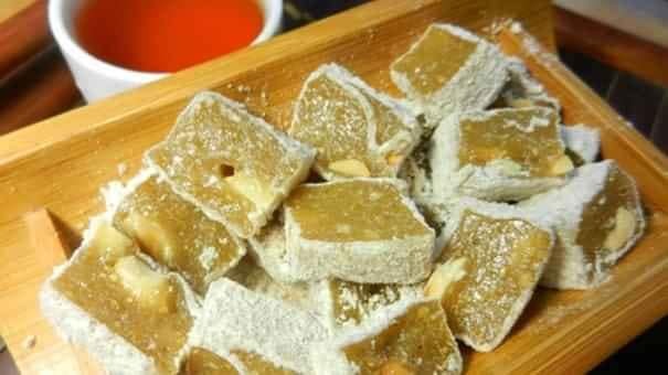 Văn hóa ẩm thực hấp dẫn tại làng cổ Đường Lâm