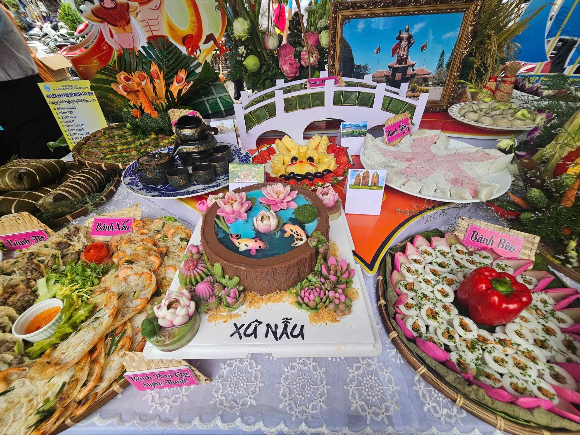Lung linh sắc màu bánh truyền thống “Xứ Nẫu” Lung linh sắc màu bánh truyền thống “Xứ Nẫu”
