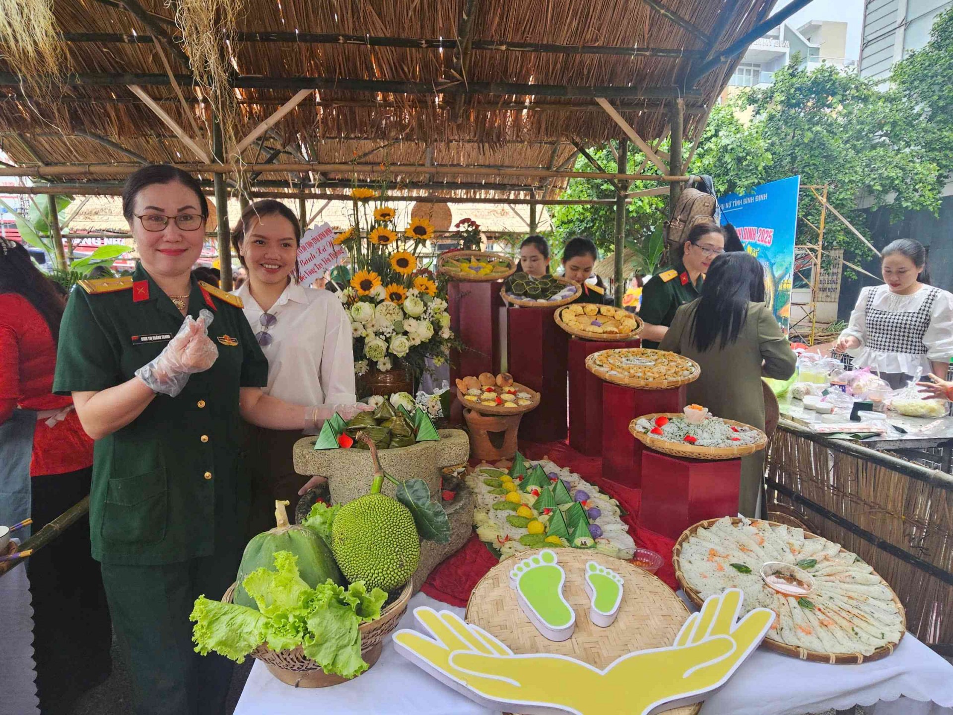 Lung linh sắc màu bánh truyền thống “Xứ Nẫu” Lung linh sắc màu bánh truyền thống “Xứ Nẫu”