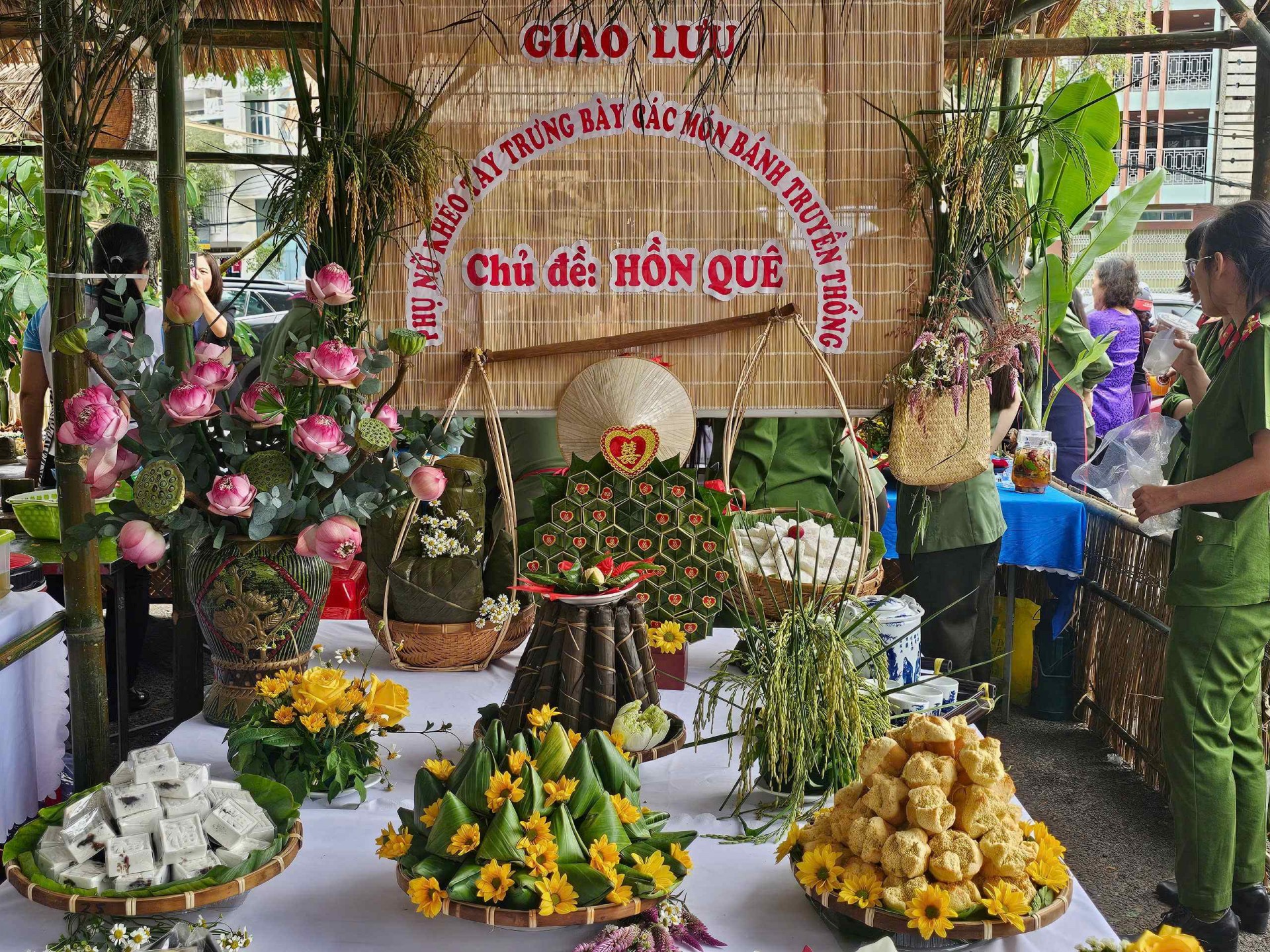 Lung linh sắc màu bánh truyền thống “Xứ Nẫu” Lung linh sắc màu bánh truyền thống “Xứ Nẫu”