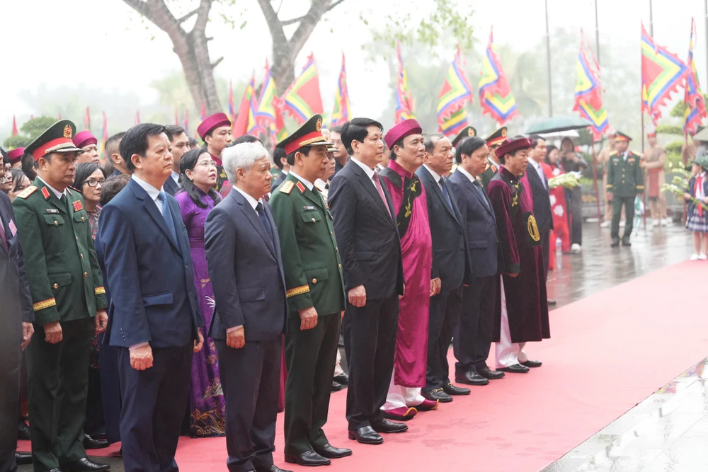 Lễ giỗ tổ Hùng Vương 2025: Trang nghiêm - Thành kính - Gắn kết triệu con tim đất Việt Lễ giỗ tổ Hùng Vương 2025: Trang nghiêm - Thành kính - Gắn kết triệu con tim đất Việt