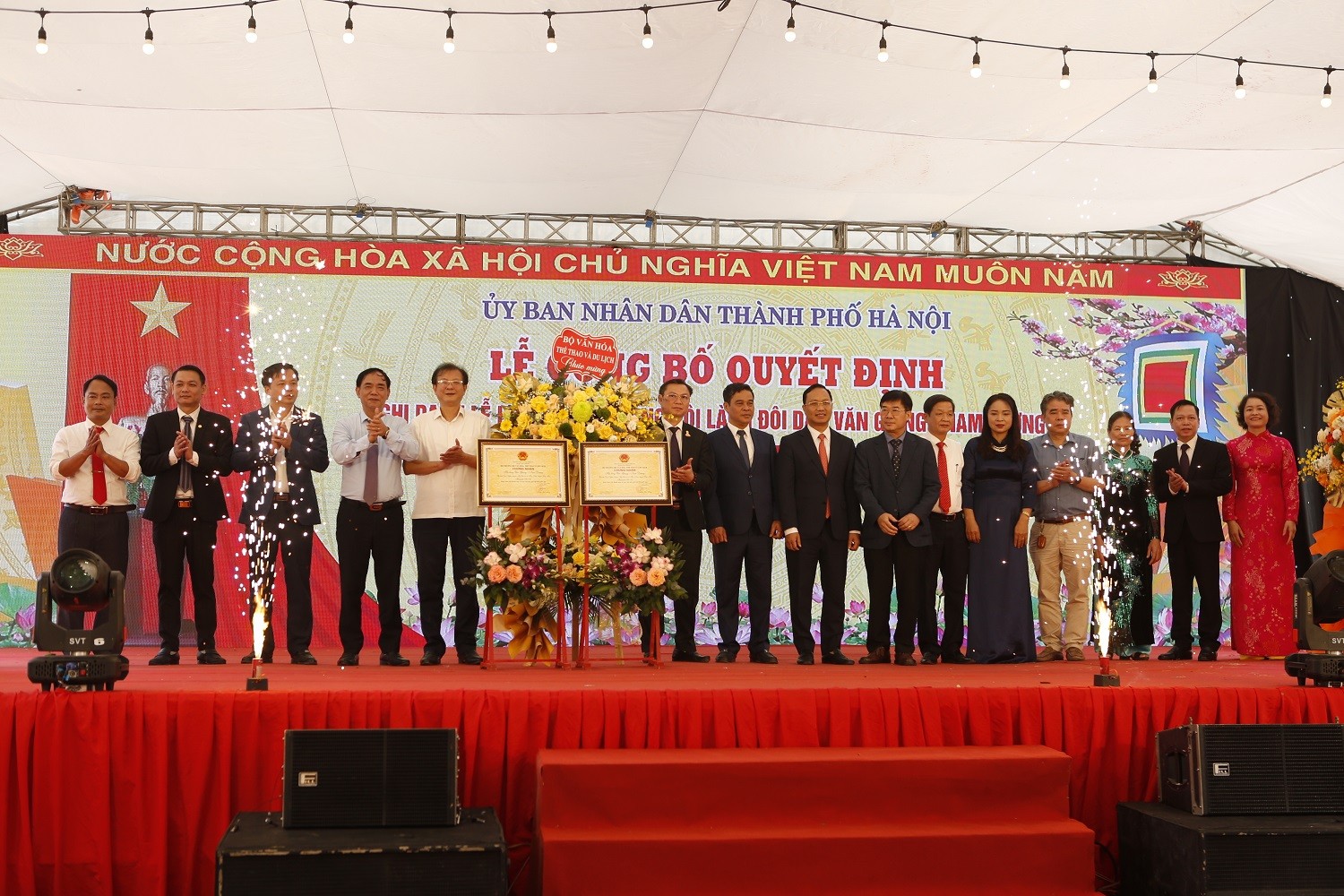 Lễ công bố Quyết định ghi danh “Lễ hội truyền thống hội làng Văn Giang - Nam Dương” vào danh mục Di sản văn hóa phi vật thể Quốc Gia