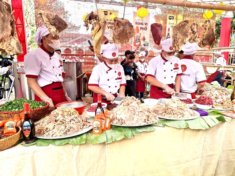 Lễ hội Phở Vân Cù - Tôn vinh nghề truyền thống phở Nam Định