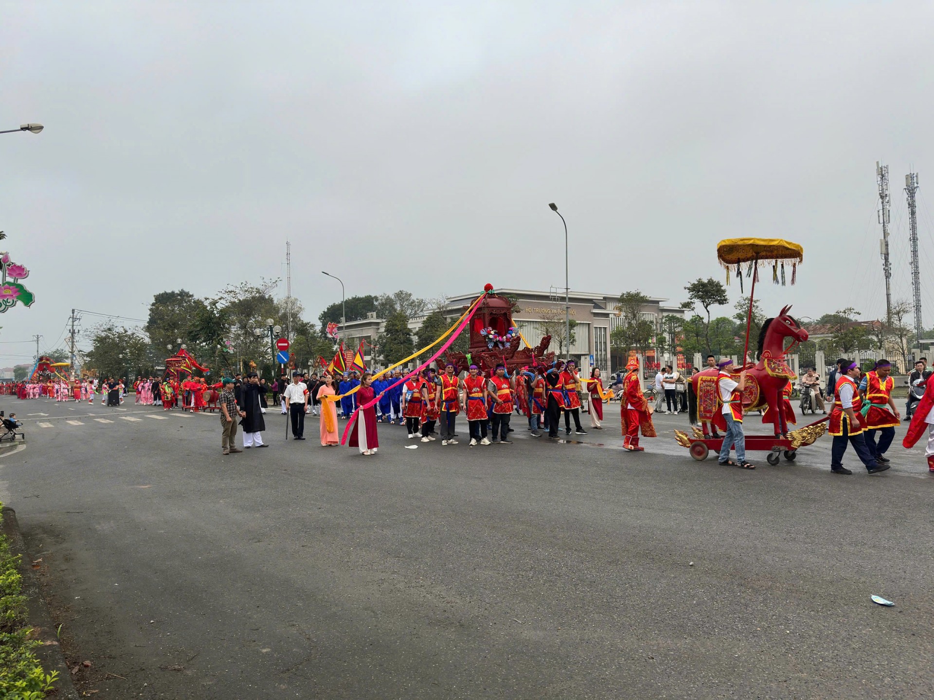 Lễ hội truyền thống thôn Hội Phụ: Linh thiêng, hướng về cội nguồn!