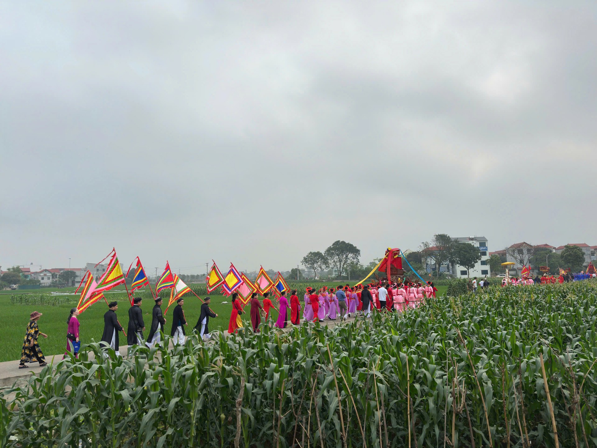 Lễ hội truyền thống thôn Hội Phụ: Linh thiêng, hướng về cội nguồn!