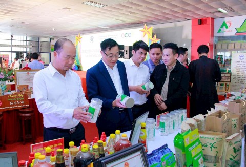 Hà Nội công nhận thêm 14 làng nghề và 108 sản phẩm OCOP cấp thành phố