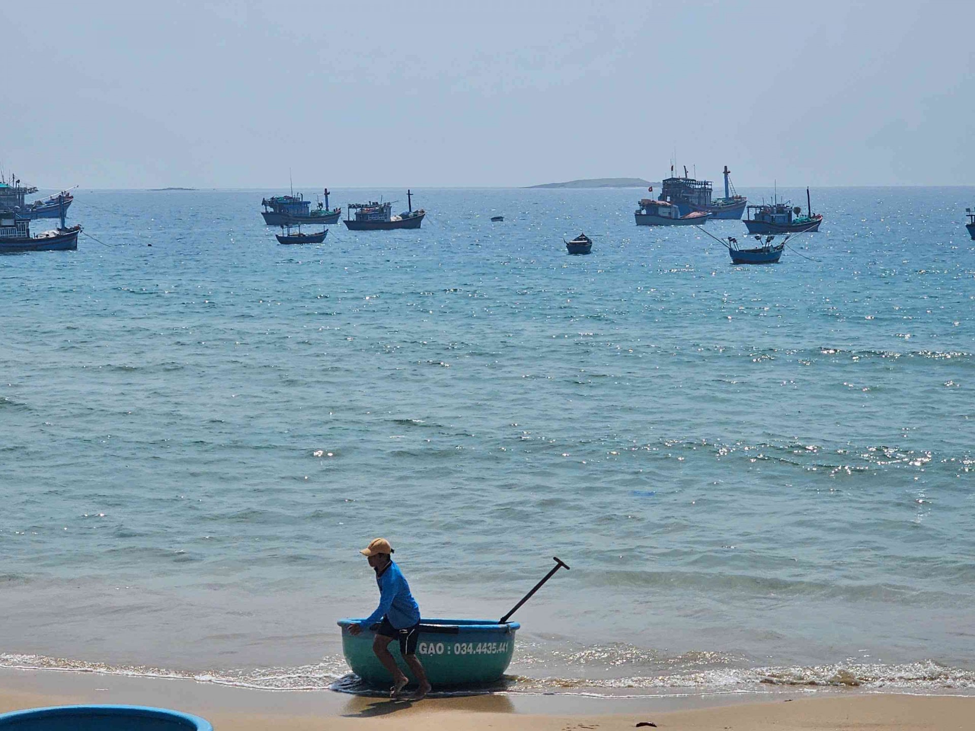 Nước mắm Long Thủy, tinh hoa của vùng biển Phú Yên Nước mắm Long Thủy, tinh hoa của vùng biển Phú Yên