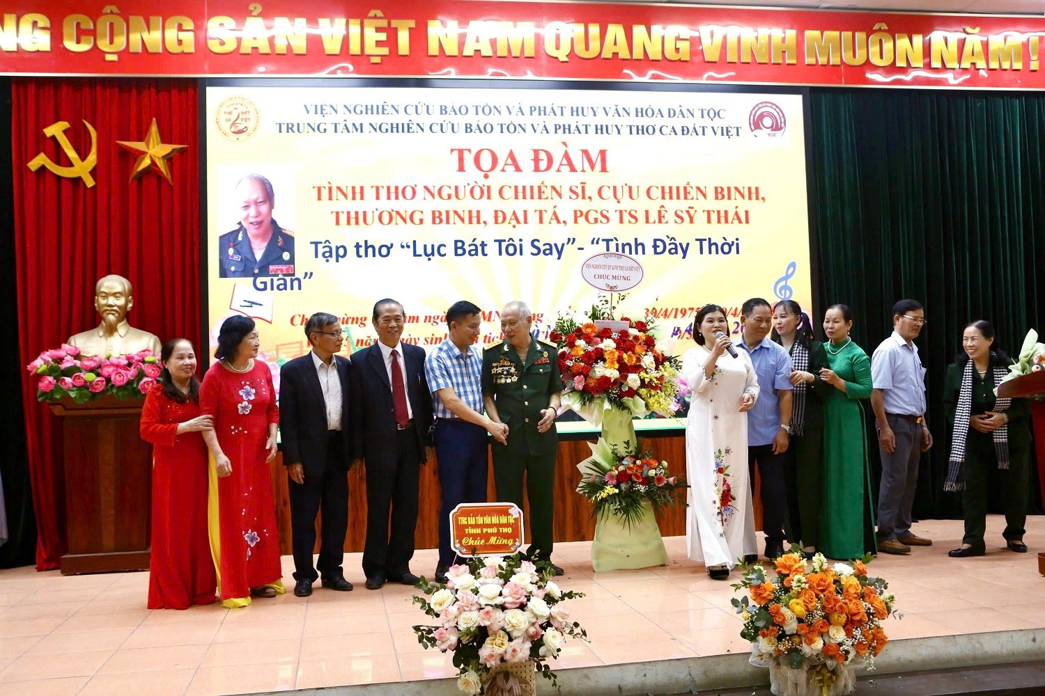 Tình thơ người lính trong tâm hồn dũng sĩ diệt xe cơ giới Lê Sỹ Thái Tình thơ người lính trong tâm hồn dũng sĩ diệt xe cơ giới Lê Sỹ Thái