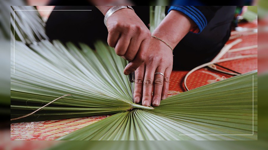 Lào Cai: Nghề làm nón lá cọ Bản Liền Lào Cai: Nghề làm nón lá cọ Bản Liền