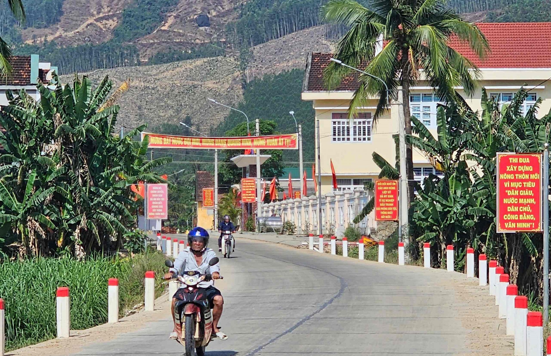 Bình Định: Ân Hảo Tây vượt khó về đích nông thôn mới