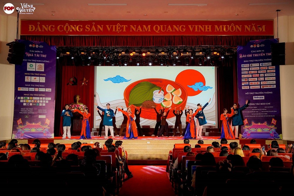 Sôi động đêm đại nhạc hội Dạ Khúc Tháng Tư 2025: Viễn Nguyên Sôi động đêm đại nhạc hội Dạ Khúc Tháng Tư 2025: Viễn Nguyên