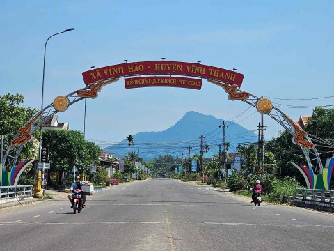 binh dinh huyen mien nui vinh thanh co xa thu 2 ve dich nong thon moi