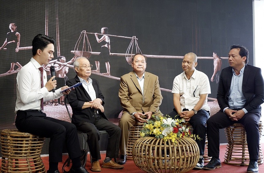 Công bố 50 tác phẩm văn học - nghệ thuật tiêu biểu của TP.HCM Công bố 50 tác phẩm văn học - nghệ thuật tiêu biểu của TP.HCM