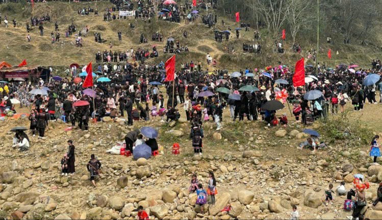 Chuỗi sự kiện hấp dẫn tại Lễ hội mùa hè Sa Pa 2025. Chuỗi sự kiện hấp dẫn tại Lễ hội mùa hè Sa Pa 2025.