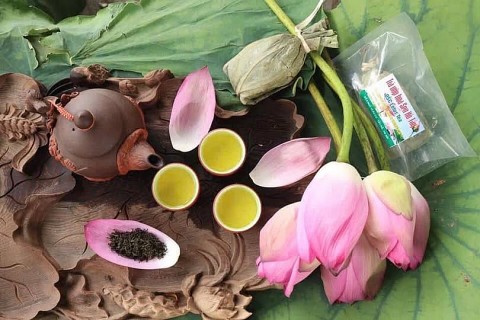phu nu tay ho chung tay bao ton nghe truyen thong hanh trinh tu nhung bup sen