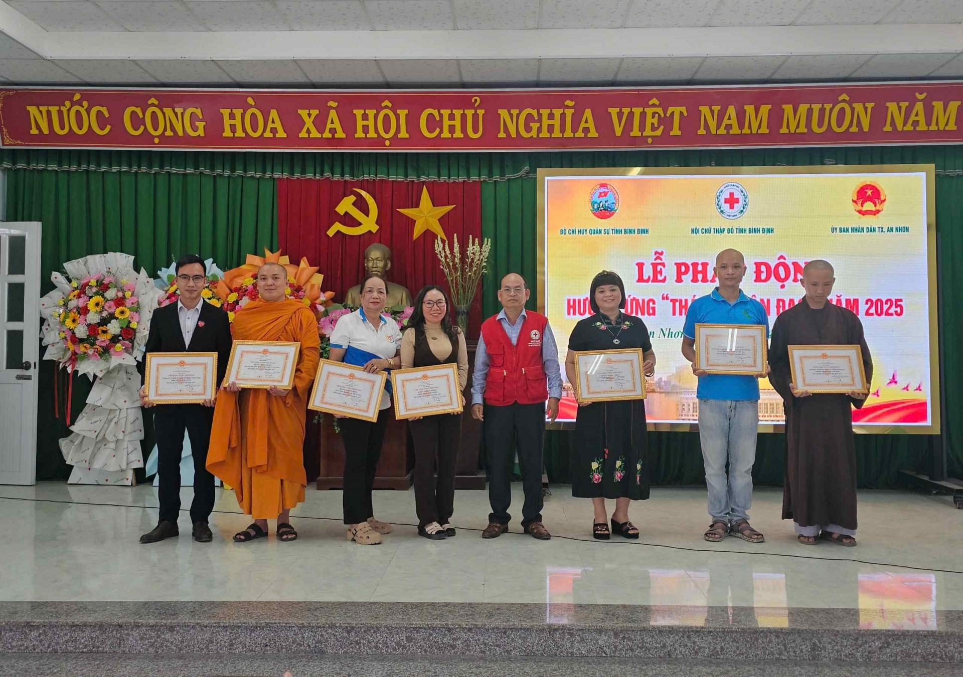 Bình Định chung sức xây dựng cộng đồng nhân ái Bình Định chung sức xây dựng cộng đồng nhân ái