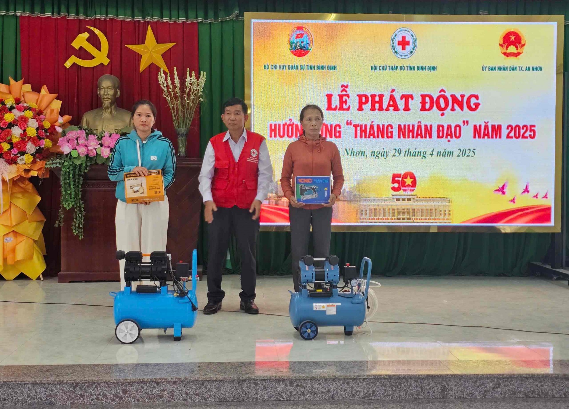 Bình Định chung sức xây dựng cộng đồng nhân ái Bình Định chung sức xây dựng cộng đồng nhân ái